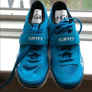 GIRO SPIN SHOES (BRAND NEW NEVER WORN)